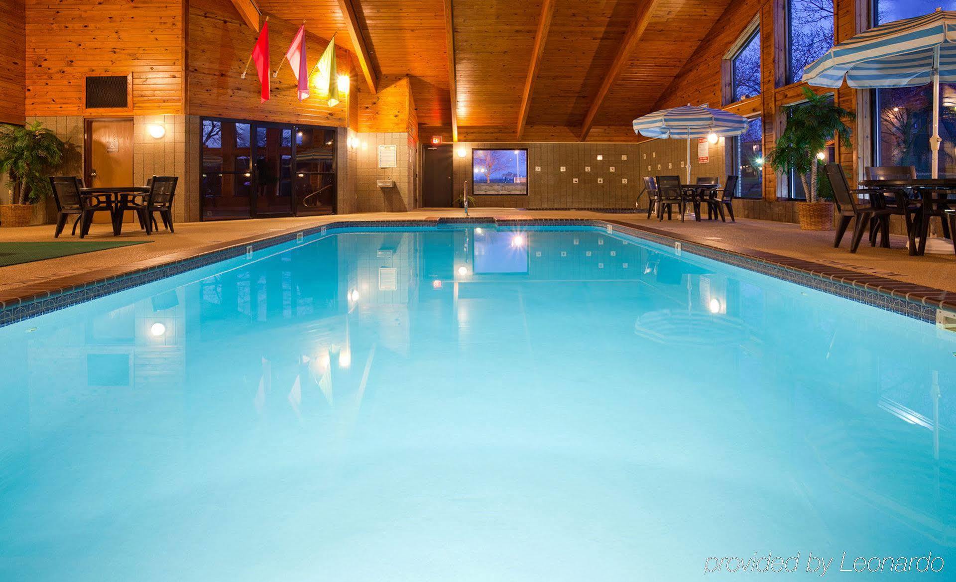 Americinn By Wyndham Garden City Dış mekan fotoğraf